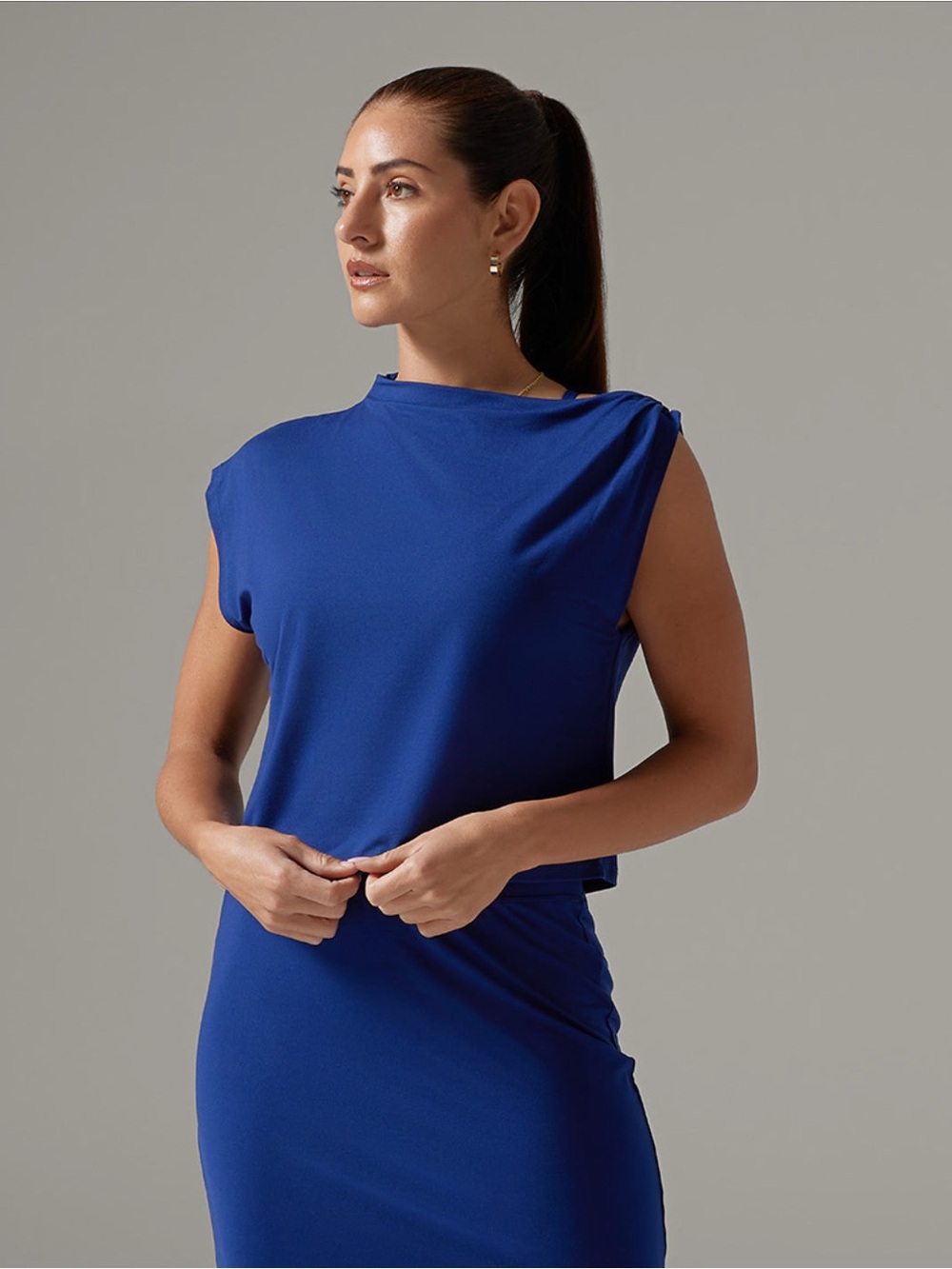 Sleeveless Crewneck Tee in Royal Blue